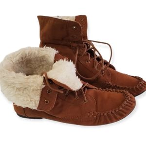 American Rag Lace Up Moccasin Booties Size 8